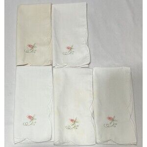5 Vintage embroidery floral Lilly scalloped edge dinner napkins Farmhouse LN